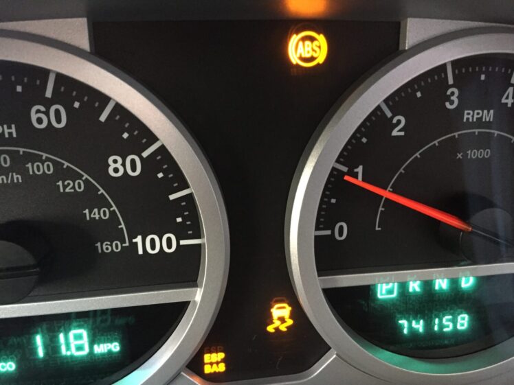 Jeep Wrangler Abs And Traction Control Light On And Off